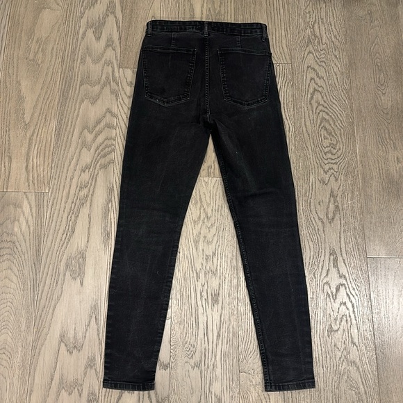 EUC Zara Black Denim Skinny Jeans - Picture 3 of 3